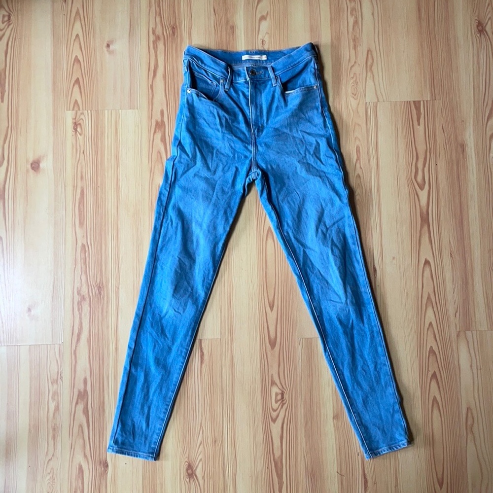 Levi’s Mile High Super Skinny Jeans in Light Wash